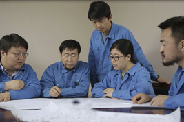 Обслуживание и запасные части